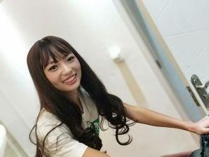 坏女孩,颠覆传统，绽放光芒